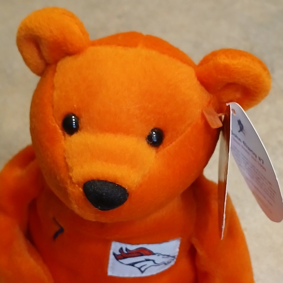 NFL Denver Broncos John Elway #7 Plush Beanie - Picture 9 of 12